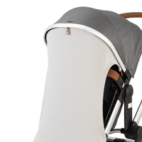 Ein Joolz Sonnensegel für den Kinderwagen